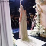 Dubai Champagne Luxury Sleeveless Evening Dresses 2020 Diamond Sparkle Backless Sexy Evening Gowns Serene Hill LA70301 - Image 2
